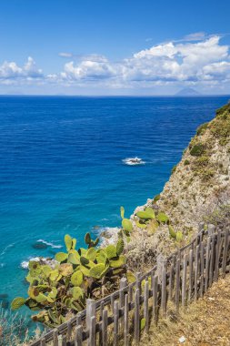 Capo Vaticano 'nun kayalık kayalıkları Aeolian Adaları, Tyrhenian Denizi, Calabria, Güney İtalya