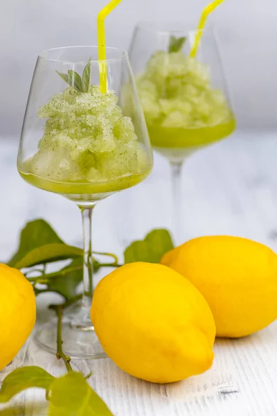 Bodegón Con Sorbete Menta Limón —  Fotos de Stock