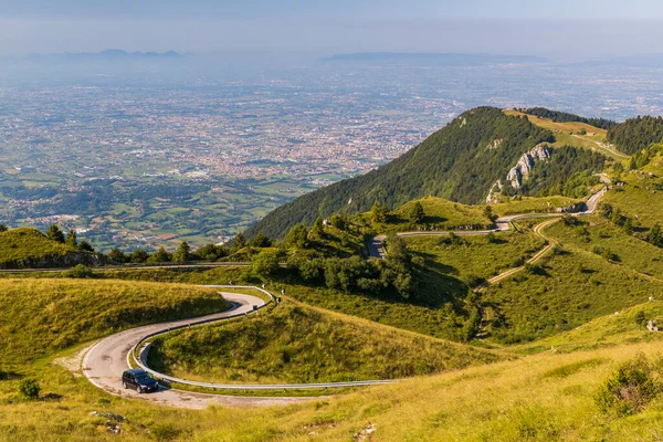 Krajobraz Letni Pobliżu Monte Grappa Północne Włochy — Zdjęcie stockowe