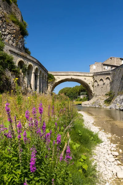 Pont Romain Vaison Romaine Departement Vaucluse Provence Francja — Zdjęcie stockowe