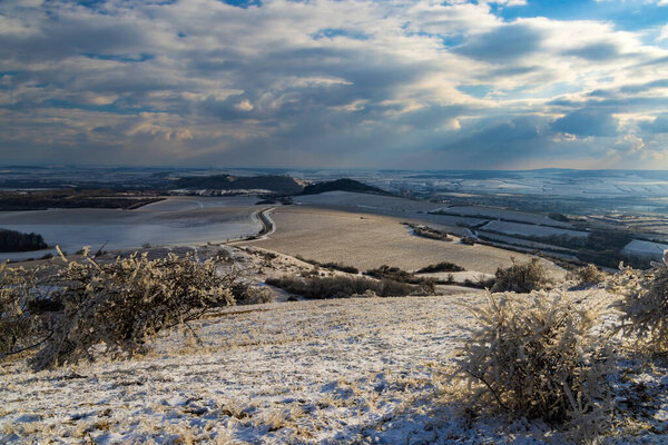 Зимний пейзаж рядом с Mikulov, Palava region, Southern Moravia, Czech Republic