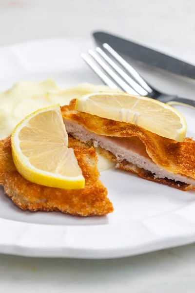 Schnitzel Veau Avec Purée Pommes Terre — Photo