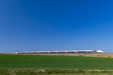 Kuzey Fransa 'nın en hızlı treni.