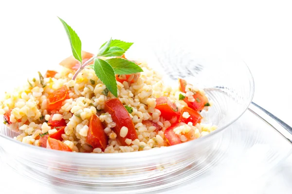 Salada Bulgur Com Tomate Hortelã — Fotografia de Stock