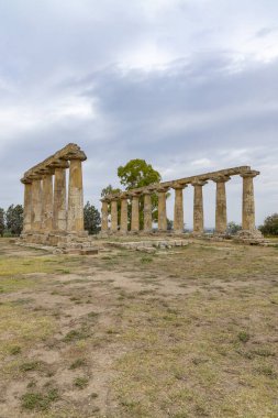 Hera Tapınağı M.Ö. 6. yüzyıldan, arkeolojik bölge Bernalda, İtalya
