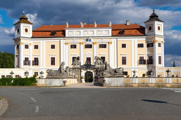 Milotice Castle Czechy Milotice Stan Zwany Perłą Moraw Południowych — Zdjęcie stockowe