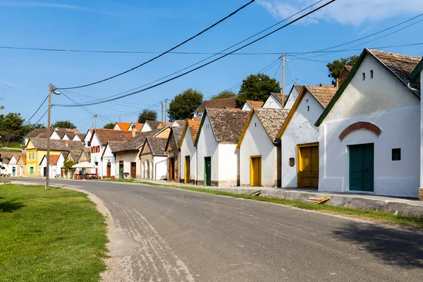 Villanykovesd, Villany, Macaristan 'daki şarap mahzenleri