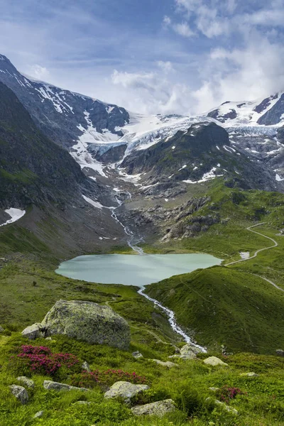 Paisaje Alpino Típico Los Alpes Suizos Con Steinsee Alpes Urner — Foto de Stock