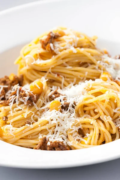 Spaghetti Med Malet Kött Och Kikärter — Stockfoto