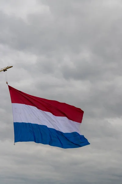 Bandera Holandesa Izada Feriado Nacional —  Fotos de Stock