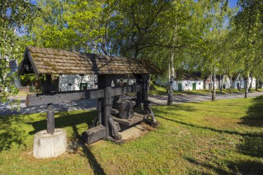 Ungerndorf, Aşağı Avusturya 'da geleneksel şarap mahzenleri sokağı (kellergasse)