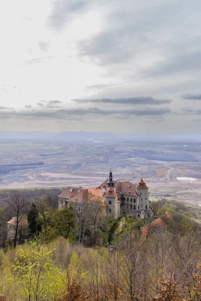 Kasteel Jezeri Met Kolenmijn Noord Bohemen Tsjechië — Stockfoto