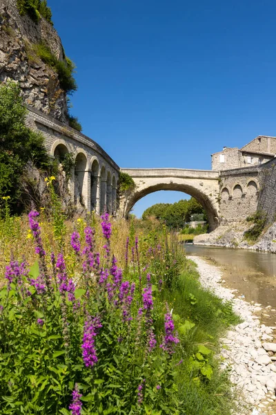 Pont Romain Vaison Romaine Departamento Vaucluse Provenza Francia — Foto de Stock