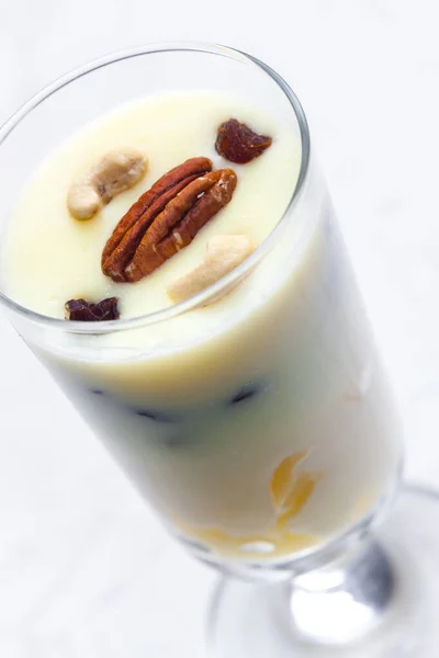 Vanilla Custard Nuts Raisins Glass — Stock Photo, Image