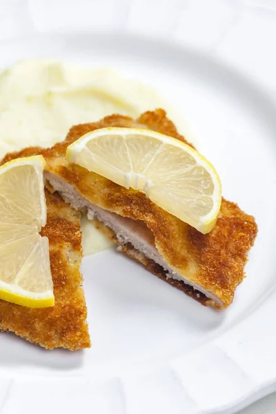 Schnitzel Veau Avec Purée Pommes Terre — Photo