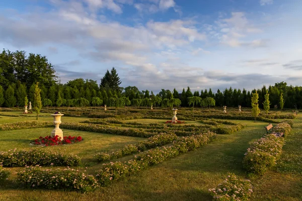 捷克共和国莫拉维亚北部Slezske Rudoltice城堡花园 — 图库照片