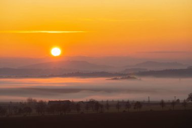 Sumava zirvesi Pisek yakınlarında, Güney Bohemya, Çek Cumhuriyeti