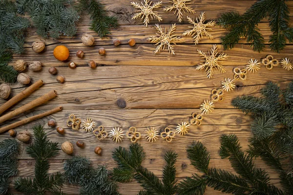 Navidad Tradicional Checa Decoración Madera Con Ramita Manzana Naranja Fruta — Foto de Stock