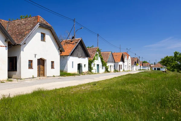 Traditionelle Weinkellerstraße Diepolz Bei Mailberg Niederösterreich Österreich — Stockfoto