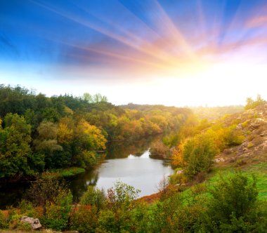 akşam sahne Nehri üzerinde