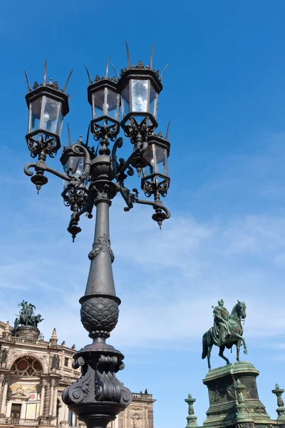 Lanterna de rua em Dresden — Fotografia de Stock