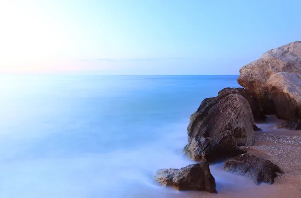 海の上の石 — ストック写真