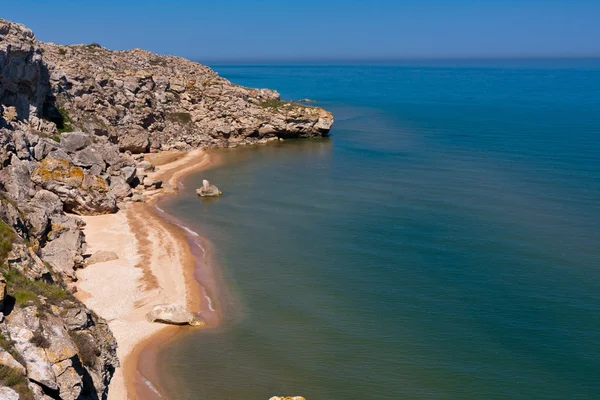 Rocky sea coast — Stock Photo, Image