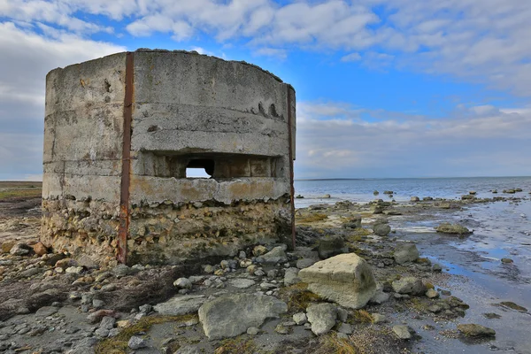 Antiguo búnker militar abandonado —  Fotos de Stock