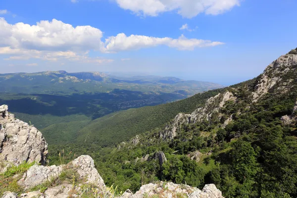 Rocks in mountains — Stock Photo, Image