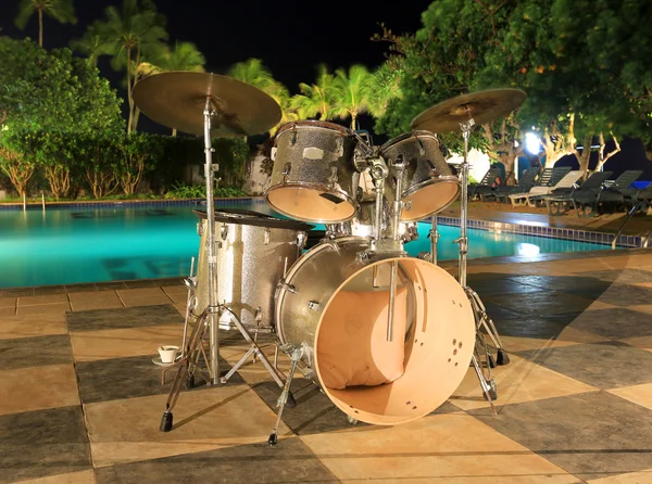 Muzikale drums op buiten muziek stadium — Stockfoto