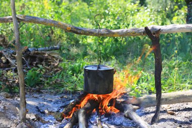 kamp ateşi turizm su ısıtıcısı