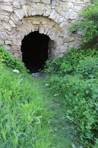 タワーの古い遺跡への入り口 — ストック写真