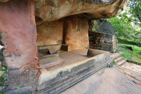 シーギリヤの城の古代座席 — ストック写真