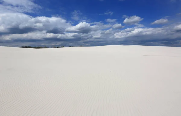 White Sandy Field Nice Clouds Blue Sky — Stock Photo, Image