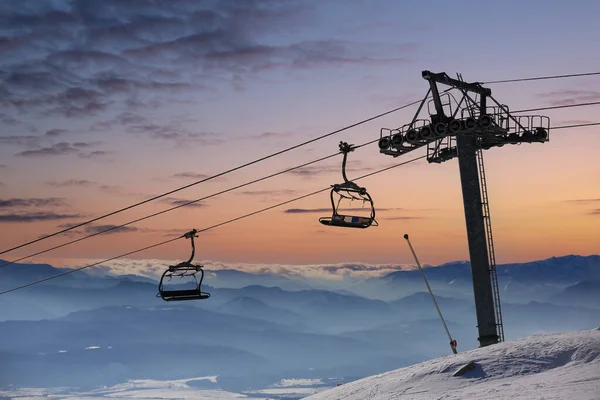 Empty Chair Lift Evening Sky Background Winter Sky Resort Slovaki — Fotografia de Stock