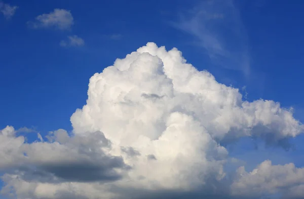 Zomer Witte Wolken Blauwe Hemel — Stockfoto