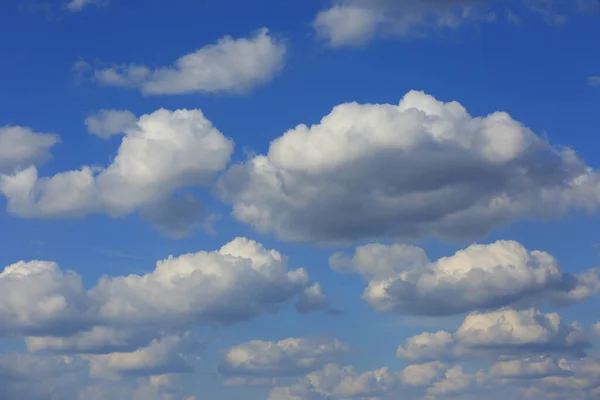 Vista Sobre Bonitas Nubes Blancas Cielo Azul —  Fotos de Stock