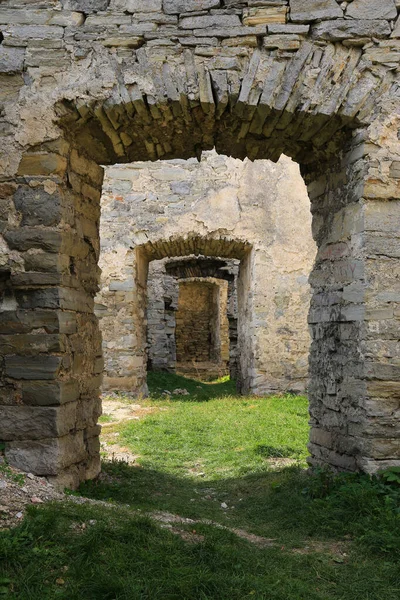 Stonewall Arco Castelo Arruinado Velho Ucrânia — Fotografia de Stock