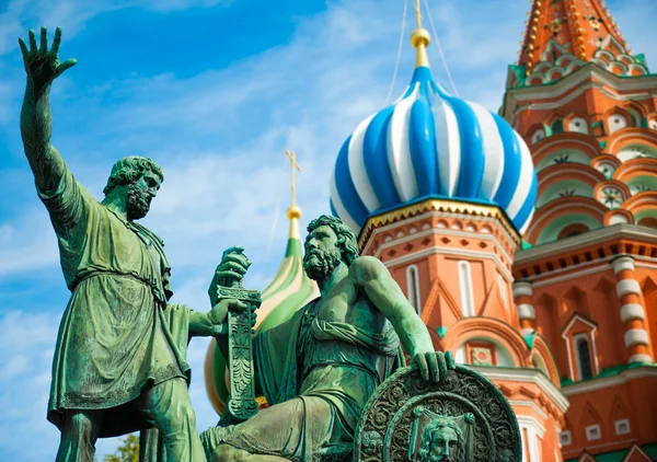 Monumento a Minin y Pozharsky — Foto de Stock