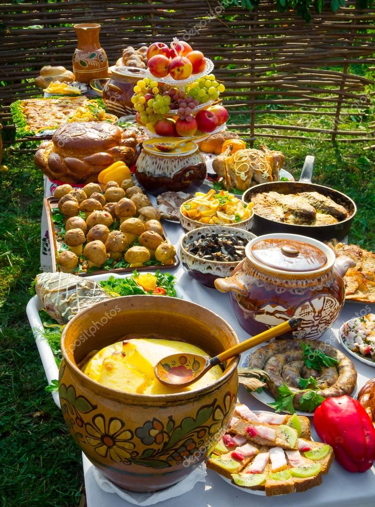 Traditional Ukrainian Food Stock Photo Toxawww 13344819