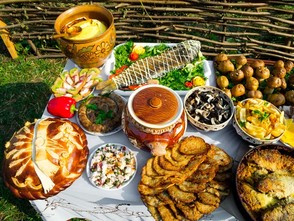 Tradycyjne dania kuchni ukraińskiej — Zdjęcie stockowe