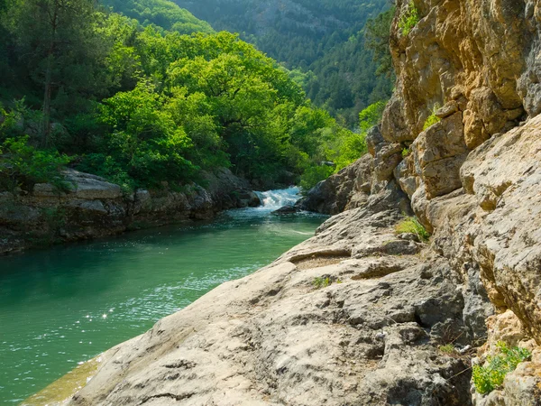 クリミア半島を流れる山川 — ストック写真