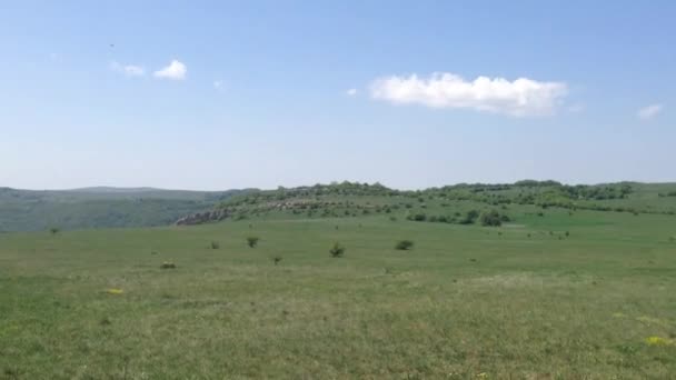 Kırım, Ukrayna dağ panorama manzara yaz — Stok video