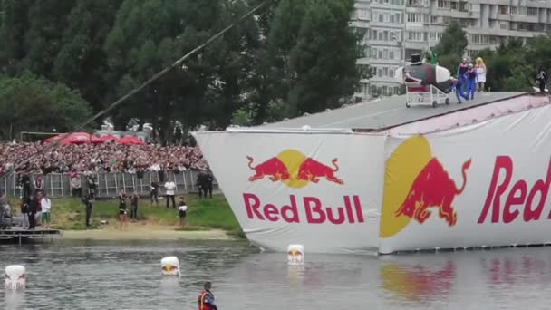 Red bull flugtag w Moskwie 2013 — Wideo stockowe