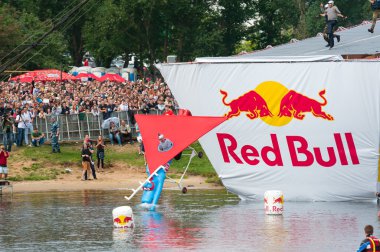 red bull flugtag Moskova 2013