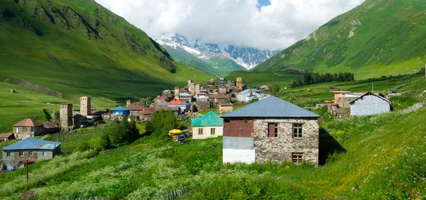 Venkovská krajina v svaneti — Stock fotografie