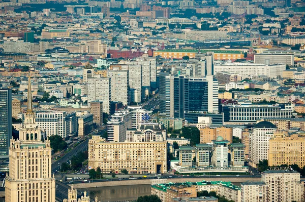 Dagtid Flygfoto över moscow, Ryssland. — Stockfoto