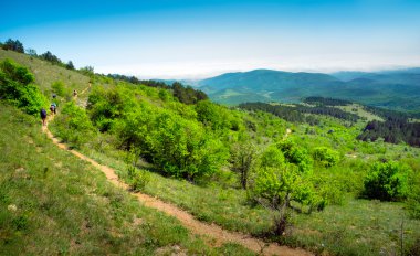 Kırım'da trekking yürüyüşçü grubu