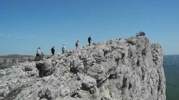 Hikers group trekking in Crimea — Stock Video