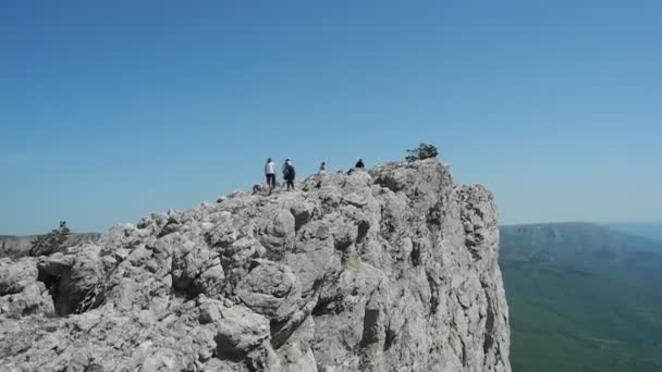 Hikers group trekking in Crimea — Stock Video